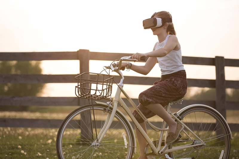 Virtual Reality and Augmented Reality